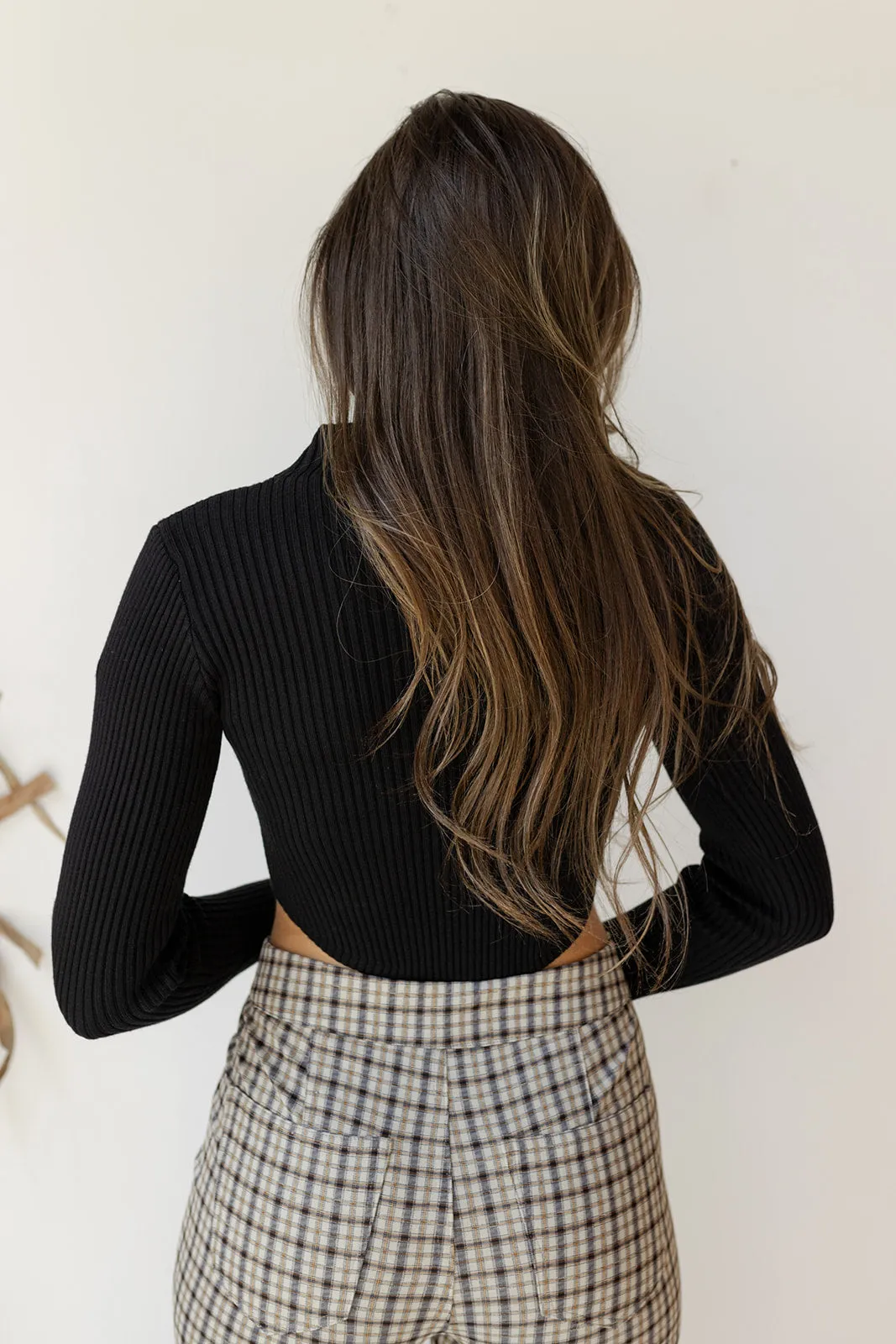 braelyn sweater crop top