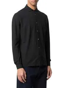 button-down fastening shirt