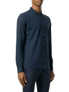 button-down fastening shirt