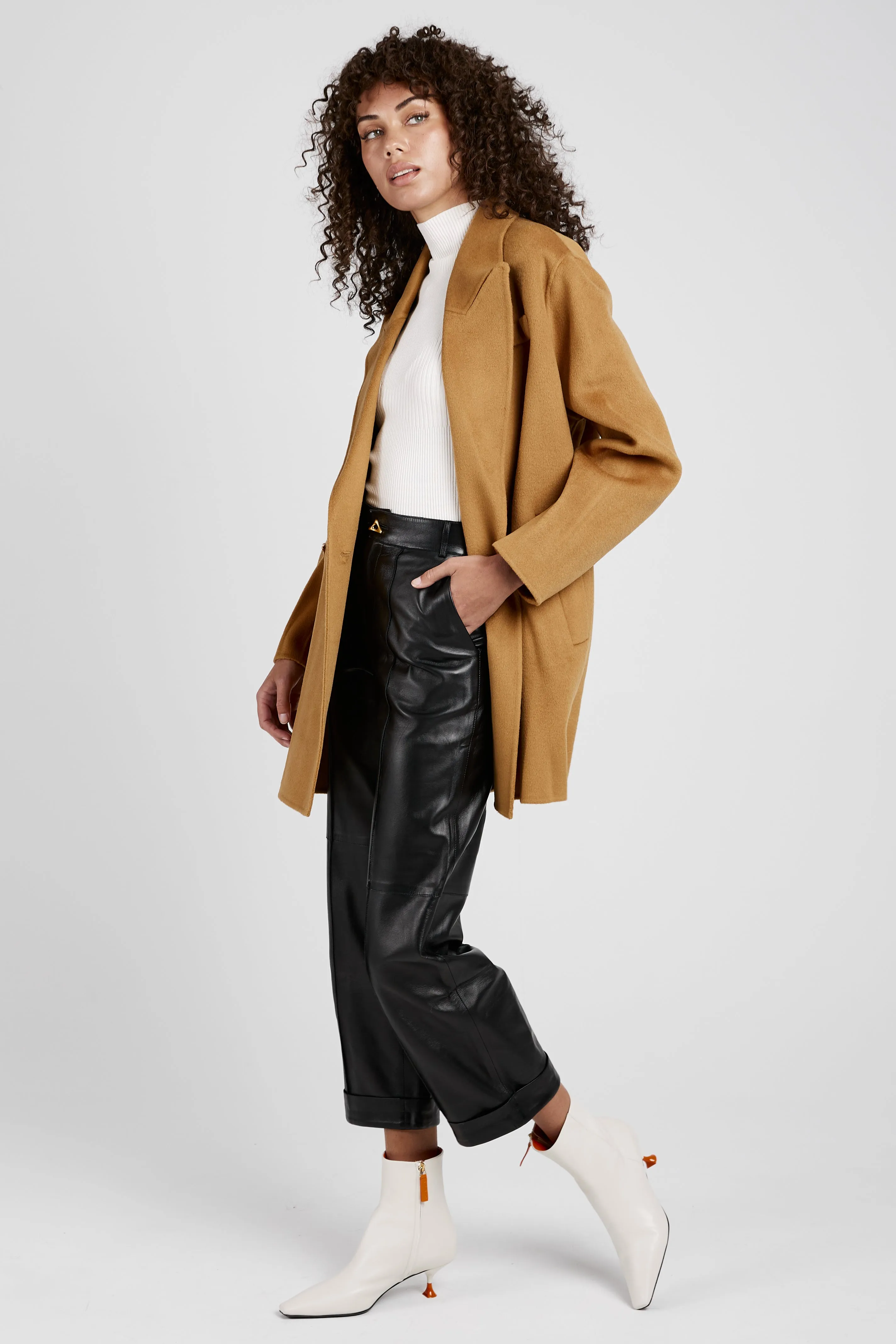 Cavendish Cashmere Wool Coat in Tan